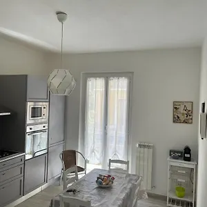  Apartment Civico 18